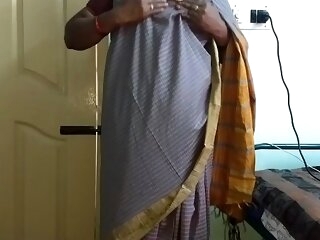 desi indian tamil telugu kannada malayalam hindi horny cheating wife vanitha wearing old colour saree showing fat boobs and shaved pussy unnerve hard boobs unnerve nip fretting pussy masturbation
