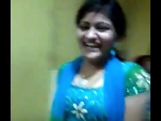 .com – indian amateur girls winking
